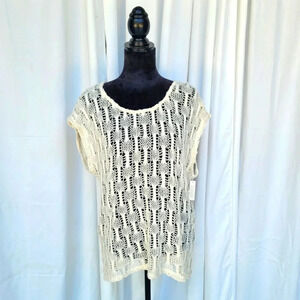 NWT Dept 222 Womens Crewneck Tee Top Crochet Cap sleeve eyelet Petite Beige PXL